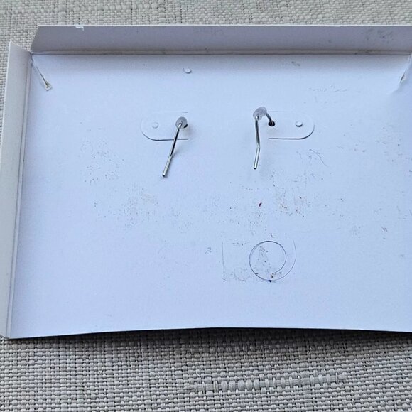 Liz Claiborne Women Earrings Purple Faux Stone Silver Tone Ear Fashion Jewelry - Picture 7 of 10